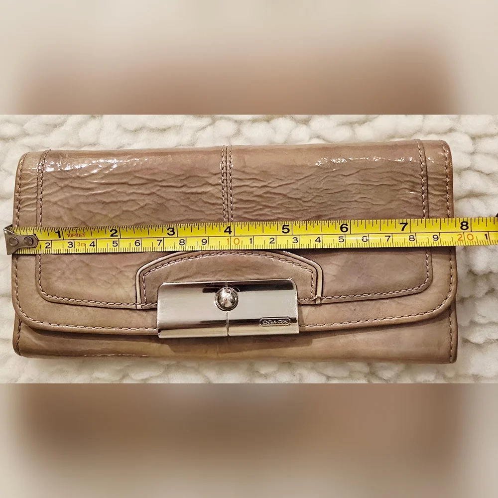 Vintage Coach Patent Leather Wallet